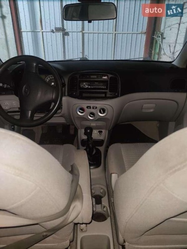 Hyundai Accent 2008