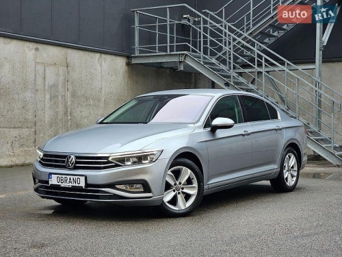 Volkswagen Passat 2022