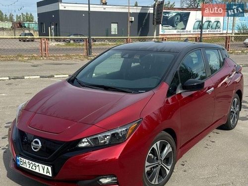 Nissan Leaf 2021