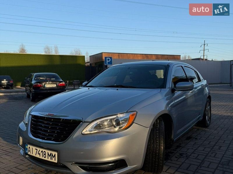 Chrysler 200 2014