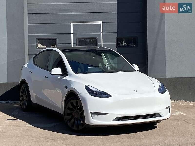 Tesla Model Y 2022