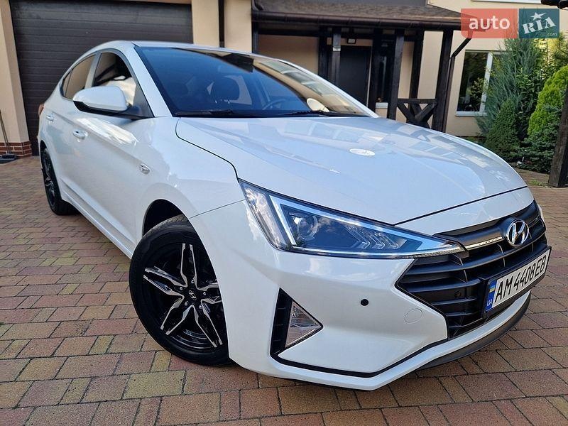 Hyundai Elantra 2019