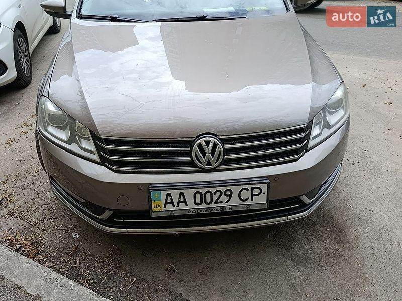 Volkswagen Passat 2011