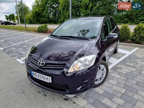Toyota Auris 2010