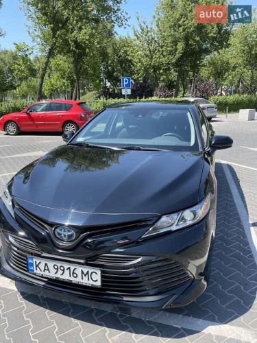 Toyota Camry 2020
