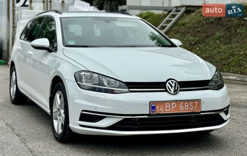 Volkswagen Golf 2019