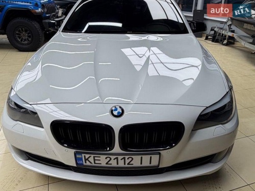 BMW 5 Series 2012