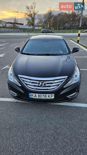 Hyundai Sonata 2011