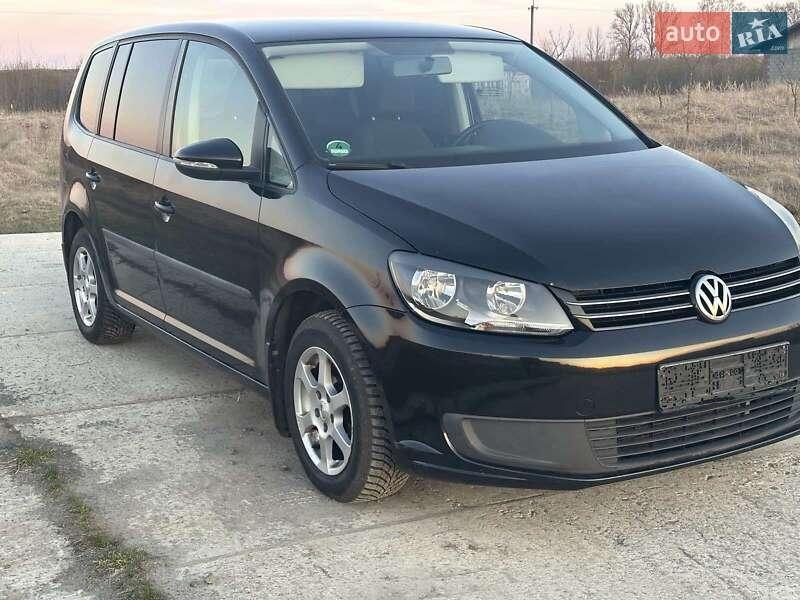 Volkswagen Touran 2012
