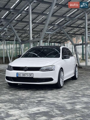 Volkswagen Jetta 2013