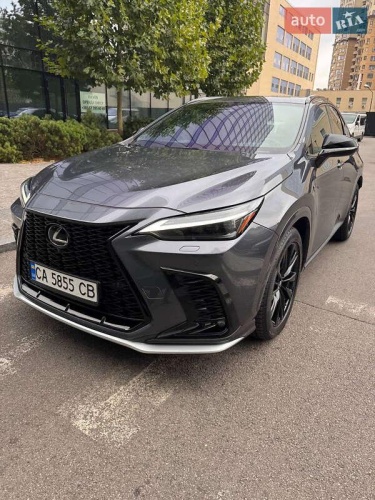 Lexus NX 2023
