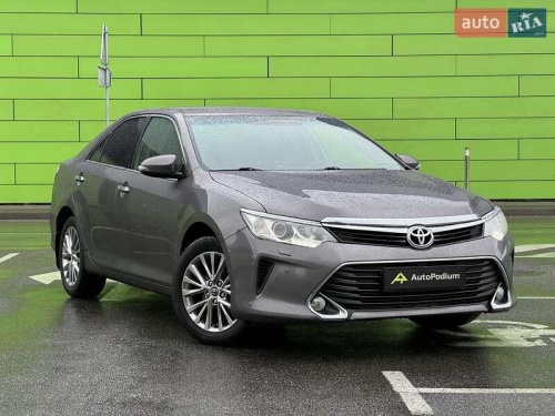 Toyota Camry 2016