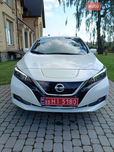 Nissan Leaf 2021