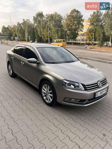 Volkswagen Passat 2012