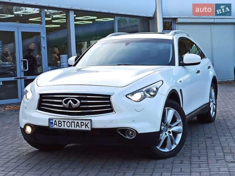 Infiniti FX 30 2012