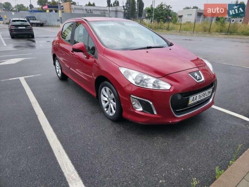 Peugeot 308 2011
