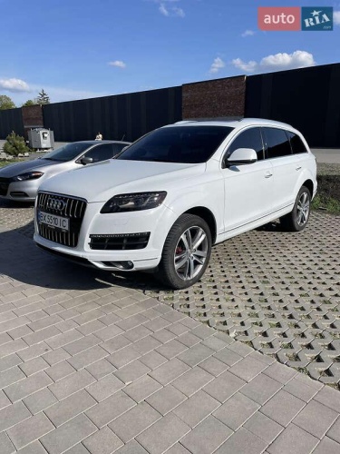 Audi Q7 2013