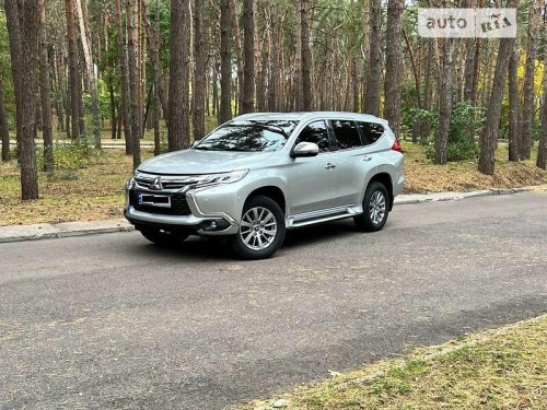 Mitsubishi Pajero Sport 2017