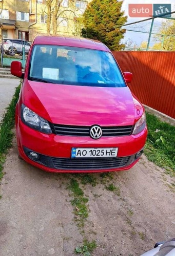 Volkswagen Caddy 2011