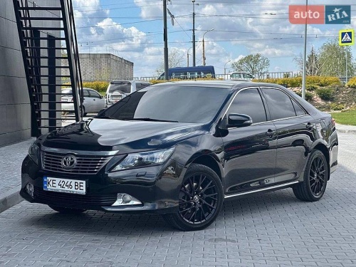Toyota Camry 2011