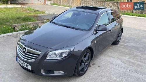 Opel Insignia 2011