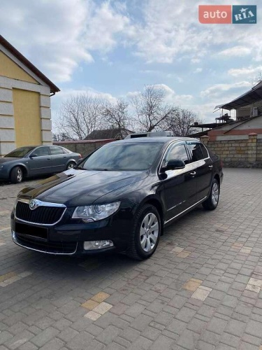 Skoda Superb 2012