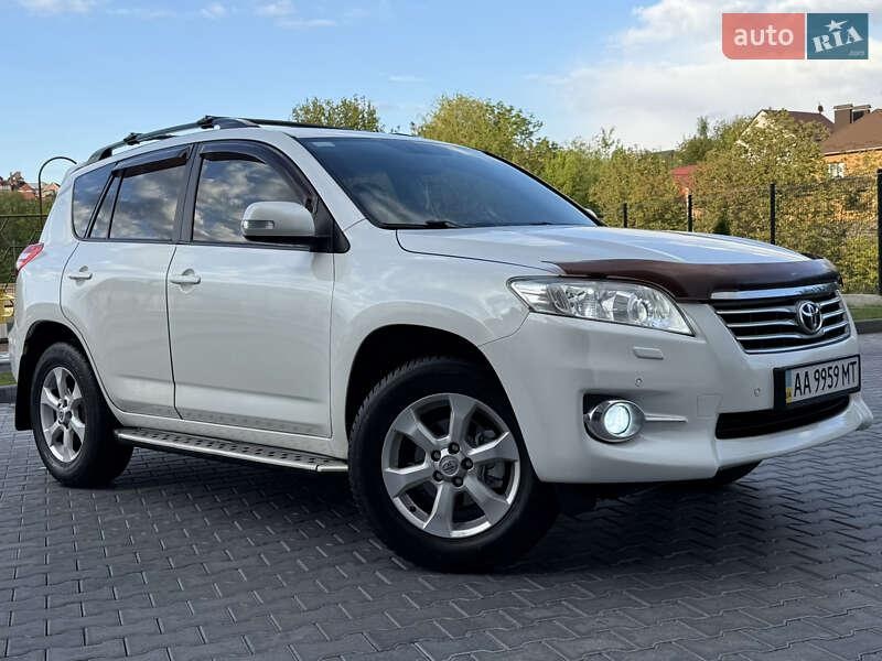 Toyota RAV4 2010