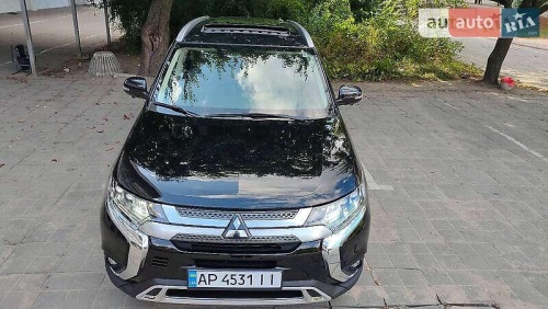 Mitsubishi Outlander 2018