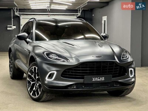 Aston Martin DBX 2021