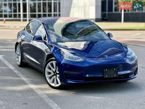 Tesla Model 3 2018