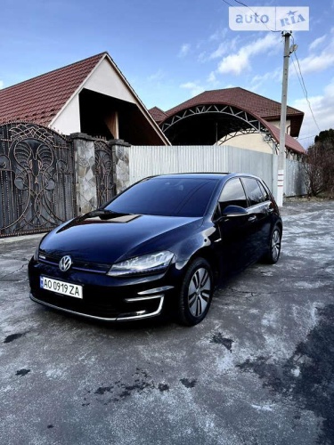 Volkswagen e-Golf 2014