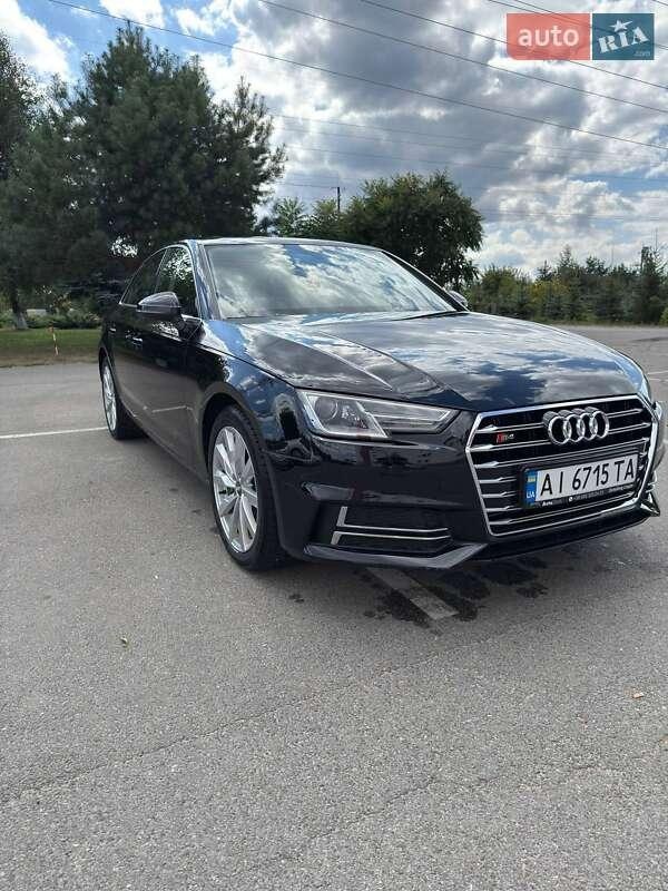 Audi A4 2019