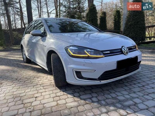 Volkswagen e-Golf 2017