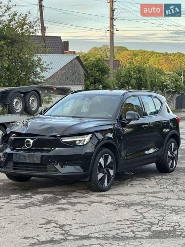 Volvo XC40 2023