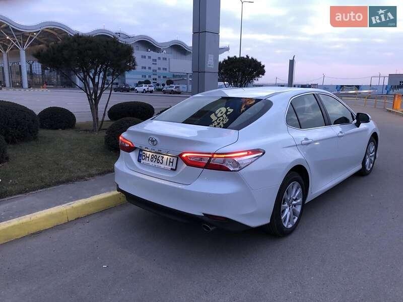 Toyota Camry 2018