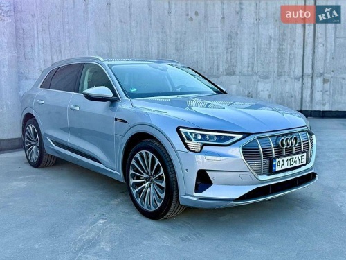 Audi e-tron 2021