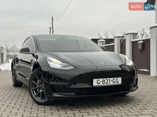 Tesla Model 3 2019