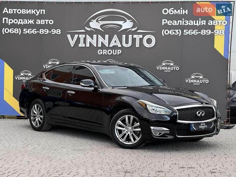 Infiniti Q70 2017