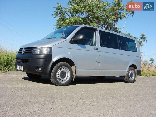 Volkswagen Caravelle 2012