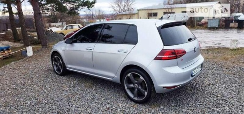 Volkswagen e-Golf 2014