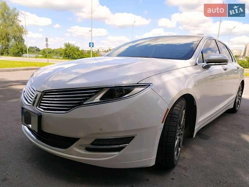 Lincoln MKZ 2013