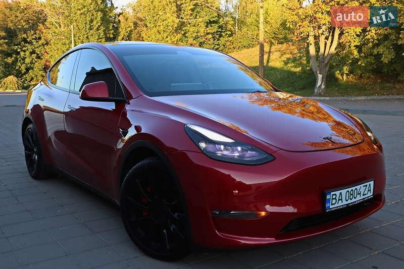 Tesla Model Y 2023