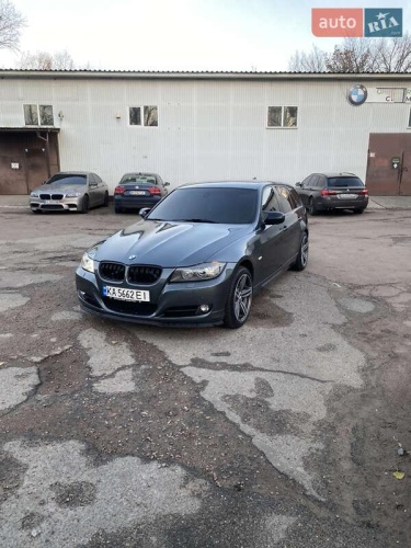 BMW 3 Series 2010