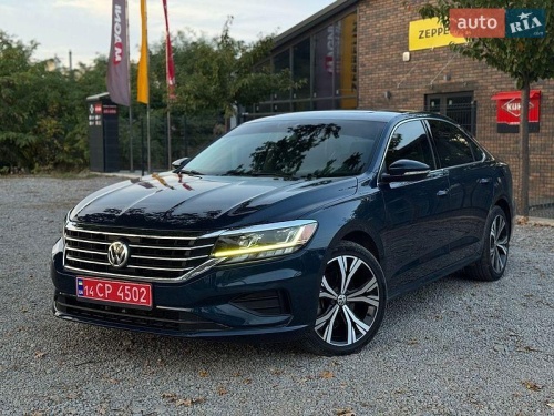 Volkswagen Passat 2021
