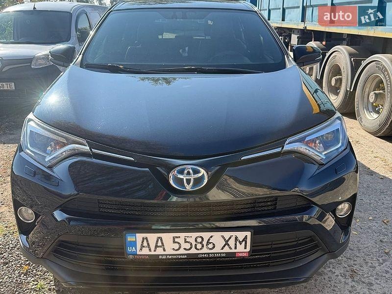 Toyota RAV4 2017