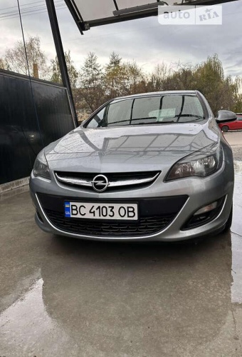 Opel Astra 2015