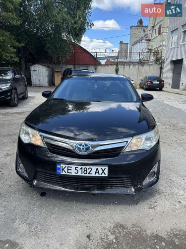 Toyota Camry 2014