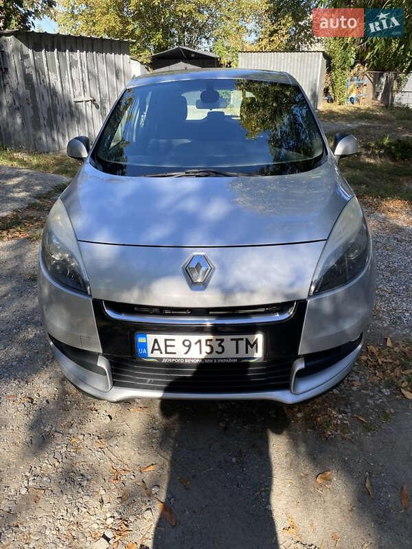 Renault Scenic 2012