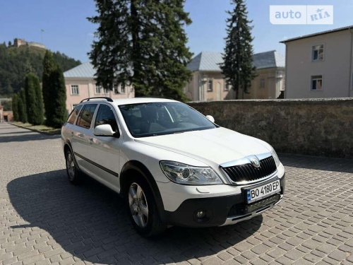 Skoda Octavia Scout 2010