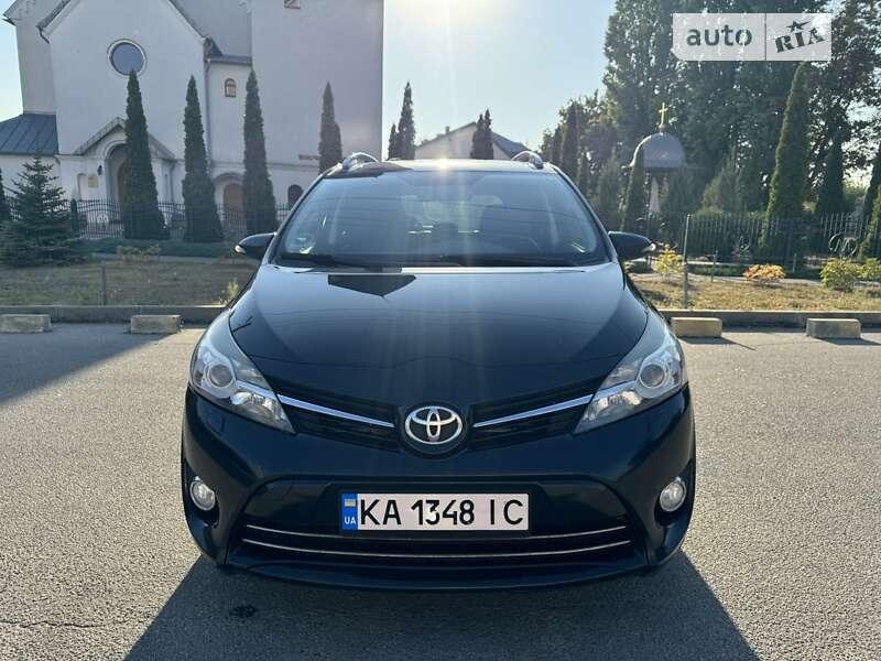 Toyota Verso 2015